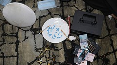 Bắt nhóm thanh niên tổ chức 'bay lắc' trong khách sạn