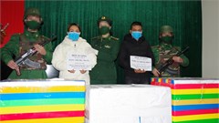 Bắt 2 đối tượng vận chuyển 13 kg ma túy từ Lào về Việt Nam