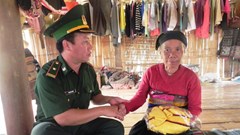 Chương trình “Đồng hành cùng phụ nữ biên cương”: Lan tỏa những tấm lòng nhân ái