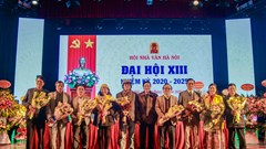 Hội nhà văn Hà Nội có Chủ tịch mới