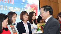 Gặp mặt người thân chiến sĩ công tác ở biển đảo