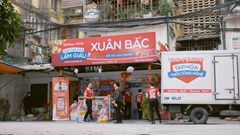 Bí kíp nào để Xuân Bắc “lên đời” từ cửa hàng tạp hóa?
