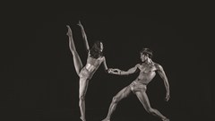 Chuyển động với những khát khao mãnh liệt