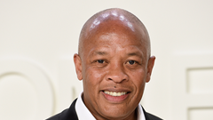 Top 3 nhà sản xuất âm nhạc giàu nhất thế giới