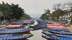 Di tích đóng cửa, lễ hội tạm dừng vì Covid-19: Không để có... thời gian chết