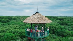 Không nên đi chơi vào dịp 8.3