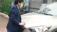 Chống đối khai báo y tế, lái xe lao vào Giám đốc Bệnh viện Thể thao Việt Nam