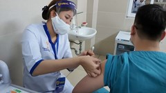 Hà Nội đặt sự an toàn cho người tiêm vắcxin Covid-19 lên trên hết