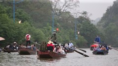 Thảnh thơi trẩy hội Chùa Hương