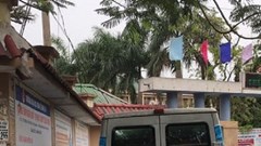 Điều tra nhóm phát nước miễn phí trước cổng trường khiến học sinh đau bụng