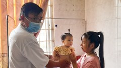 Hàng trăm người bị ngộ độc chưa rõ nguyên nhân