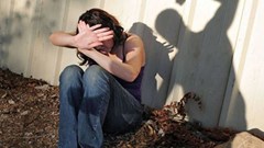 Bình phẩm thô tục phụ nữ tràn lan trên mạng xã hội