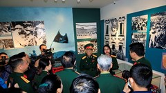 Những hiện vật đặc biệt về thanh niên áo lính