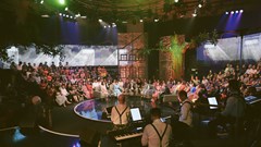 Quán thanh xuân tháng 4 mang chủ đề "Tiếng còi tầm"