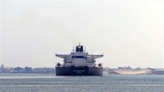 Ai Cập: Giao thông hàng hải dọc kênh đào Suez 'tuyệt đối an toàn'