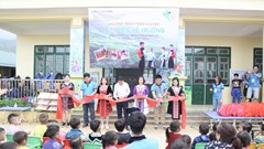 Điện về thắp sáng điểm trường vùng cao Trạm Tấu