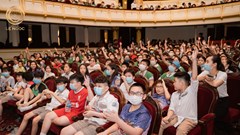 “Dế mèn” phiêu lưu trên sân khấu