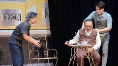 Trăm khó nghề đạo diễn