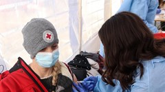 Nhật Bản cân nhắc ưu tiên tiêm phòng cho vận động viên Olympic