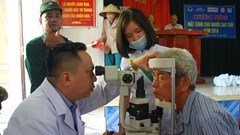 Người cao tuổi Việt Nam... "chưa giàu đã già”