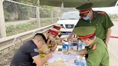 Phát hiện 4 tài xế sử dụng ma túy và vi phạm nồng độ cồn trên cao tốc