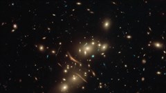 Kính thiên văn của NASA phát hiện điều ngoạn mục trong vũ trụ