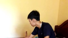 Bỏ giấc mơ đại học chăm mẹ bạo bệnh