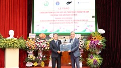 Bệnh viện ngoại khoa đầu tiên được trao Chứng chỉ đào tạo của Hiệp hội Phẫu thuật Hoàng Gia Anh