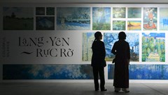 “Ngoài” và “trong” ở triển lãm của Claude Monet và Pierre Bonnaer tại VCCA