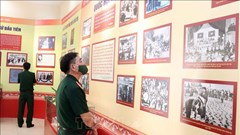 Triển lãm “Quốc hội Việt Nam - Những chặng đường đổi mới và phát triển”