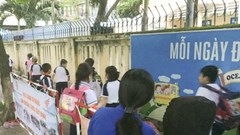 “Cổng trường an toàn giao thông”