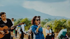 Cùng âm nhạc đi khắp muôn nơi