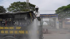 Bệnh viện Bệnh nhiệt đới Trung ương vững vàng trong tâm dịch: Chung tay đồng hành với y, bác sĩ