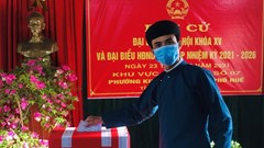 TT-Huế: Cán bộ ngành văn hóa mang áo dài đi bầu cử
