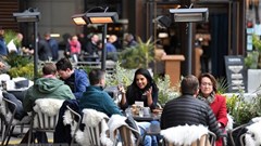 Anh lạc quan về kế hoạch dỡ bỏ phong tỏa vào tháng tới