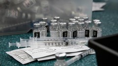 EU phê chuẩn vaccine Pfizer cho trẻ 12 - 15 tuổi