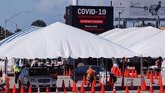 Tiêm vaccine - con đường duy nhất đưa thế giới trở lại bình thường