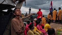 Phim trực tuyến: Bứt phá bằng gam màu lạ