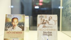 Trưng bày chuyên đề “Người đi tìm hình của nước”