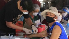 Thái Lan bắt đầu chương trình tiêm chủng đại trà