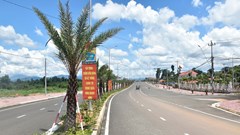 Viết tiếp “Một huyện không có nổi cây ATM… để người dân rút tiền”: Biết rồi nhưng vẫn phải... chờ