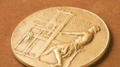 Pulitzer vinh danh tuyến tin về Covid-19, bạo lực sắc tộc George Floyd