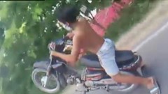 Xử phạt cha mẹ 2,8 triệu đồng, khi "quái xế" vi phạm giao thông