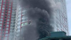 Hà Nội: Cháy lớn tại một nhà xưởng trên phố Định Công