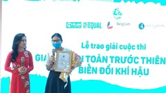Chế phẩm xử lý rác thải sinh hoạt đoạt giải cao nhất cuộc thi "Gia đình an toàn trước thiên tai và biến đổi khí hậu"