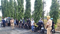 Đồng Nai: Ngăn chặn các ''quái xế'' tổ chức đua xe đông người