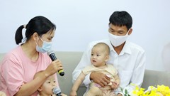 "Cứ tin đi, rồi con yêu sẽ về"