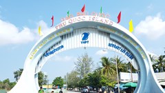 Đề xuất tạm dừng các chuyến bay chở khách TP.HCM - Phú Quốc