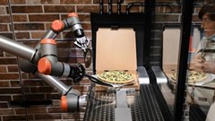 Độc đáo cửa hàng pizza ở Pháp chỉ toàn robot phục vụ