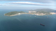 Chốn du xuân cầu an trên đảo xanh